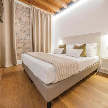 Apartmentsarena - Mustacchi Gasthof 3*