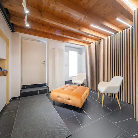 Apartmentsarena - Mustacchi Guest house 3*